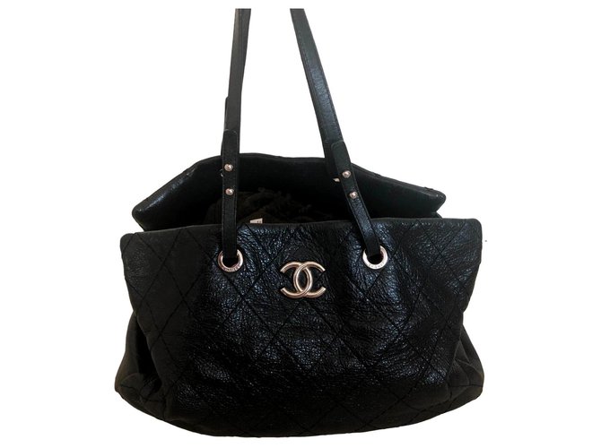 Chanel Grand shopping Black Leather  ref.142748