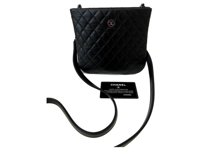 Chanel Black Leather  ref.142751