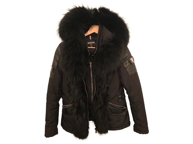 Autre Marque Ventuino Jacke Schwarz aus Polyester mit Fuchsbesatz