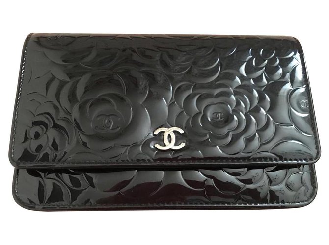 Chanel Woc Camellia Black Patent leather  ref.143420