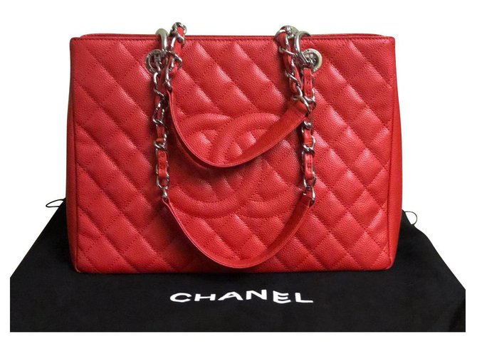 Chanel Grand shopping Red Leather  ref.143421