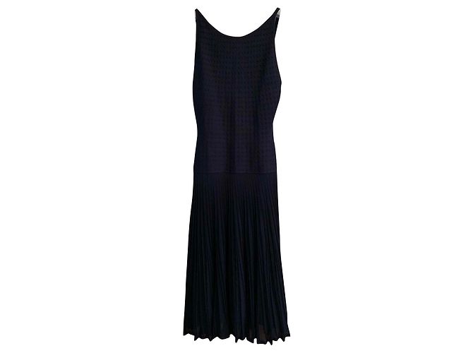 Chanel Kleid schwarz mit Logo
