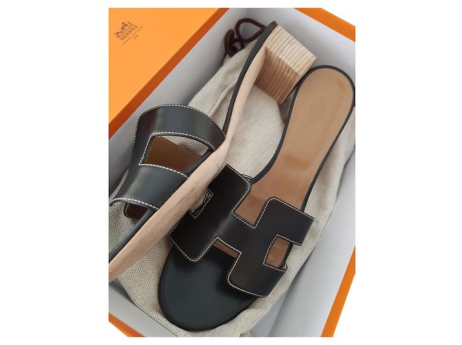 Hermès Hermes Oasis sandals Black