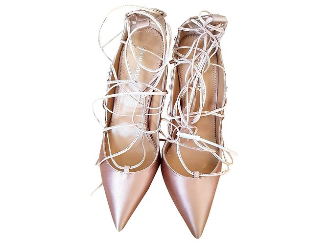 Dsquared2 Riri pumps beige leather