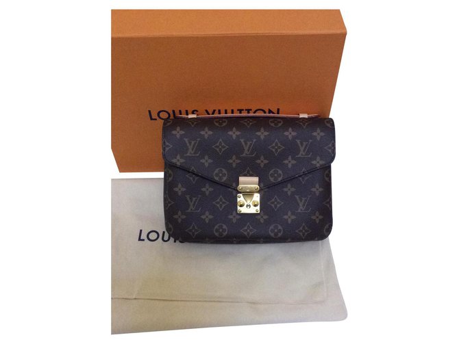 Metis Louis Vuitton Handbags Brown  ref.143931