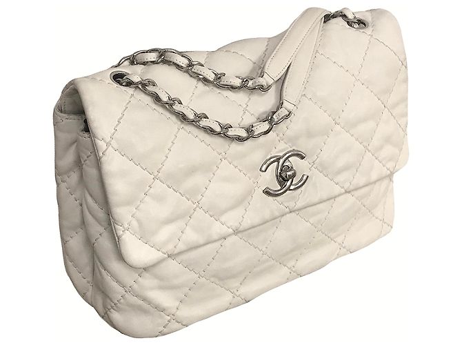 Bolsa Maxi Timeless com Chanel Box Bege Creme