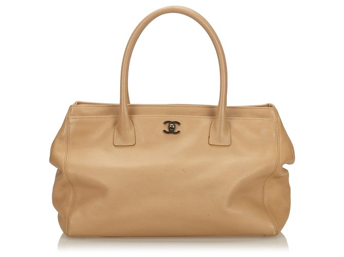 Chanel Brown Caviar Leather Cerf Tote Beige  ref.143963