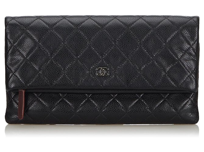 Chanel Black Matelasse Clutch aus Leder Schwarz  ref.144001