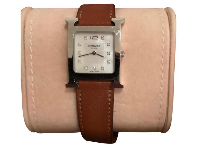 Hermès H-1.510-format medium-dial brilliant on mother-of-pearl Silvery Steel  ref.144041