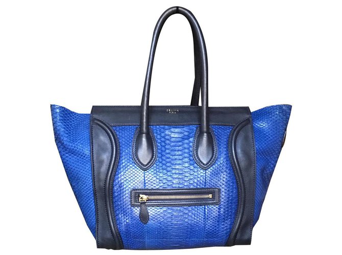 Luggage Hervorragende und seltene Céline Gepäcktasche aus blauem Python Exotisches Leder  ref.144171
