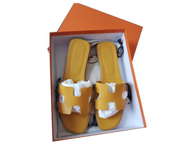 Hermès Hermes Oran OCRE JAUNE Mostarda
