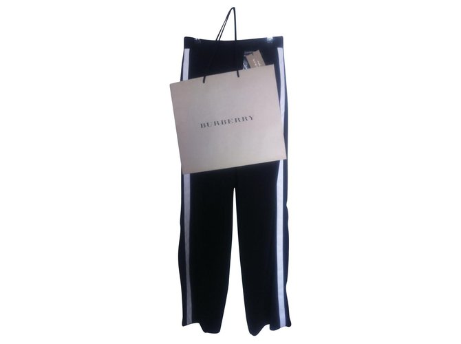 Burberry Pantalones, polainas Negro Algodón  ref.144261