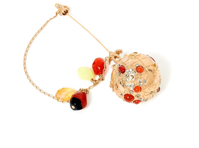 Chanel BROCHE COLECCIÓN MUNDIAL SS 2004 Dorado