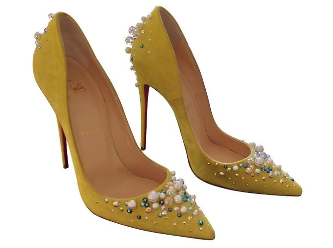 Christian Louboutin Candidate 120 Pumps Samt Hellgrün
