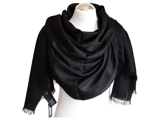 gucci black shawl