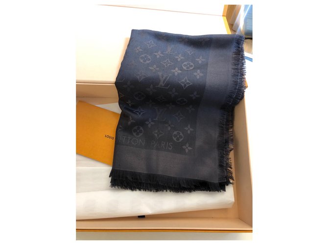 Louis Vuitton shawl Dark grey Silk Wool  ref.144928