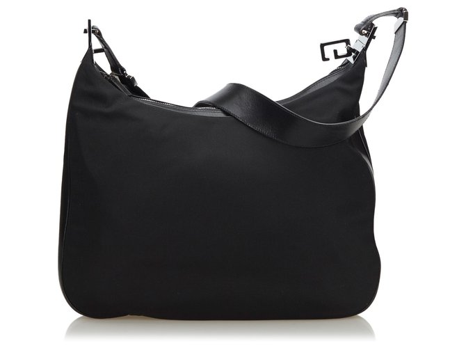 Gucci Black Nylon Shoulder Bag Leather Cloth  ref.145018