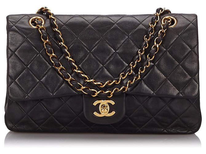 Chanel Preto Clássico Médio Pele de Carneiro Duplo Flap Bag Couro  ref.145020