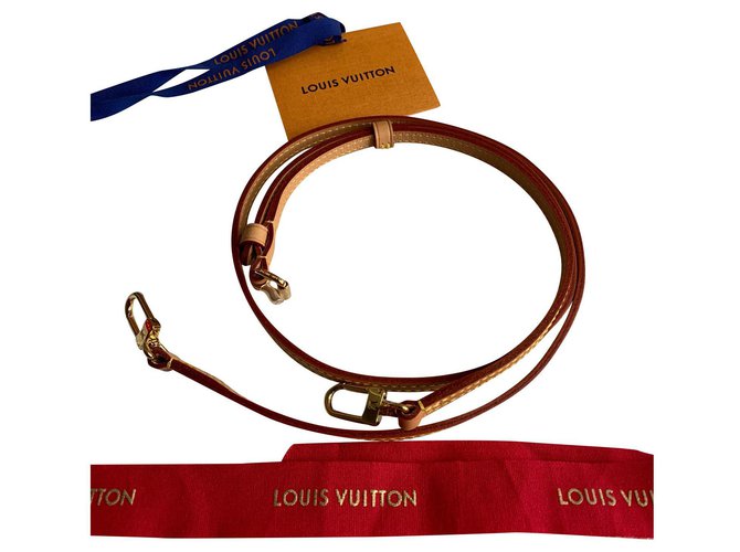 Louis Vuitton Bolsas, carteiras, casos Bege Couro  ref.145195