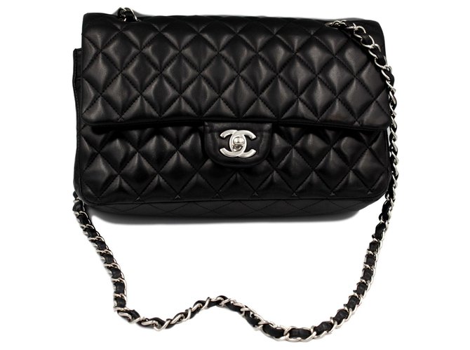 Chanel TIMELESS Black Leather  ref.145211