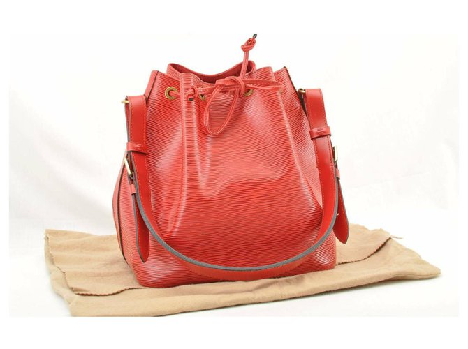 Louis Vuitton Epi Petit Noe Red Leather  ref.145357