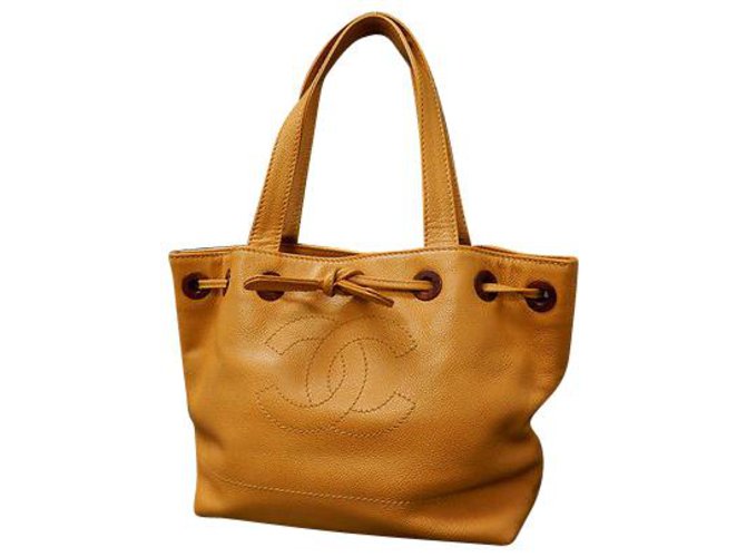 Chanel Vintage Shoulder Bag Brown Leather  ref.145426