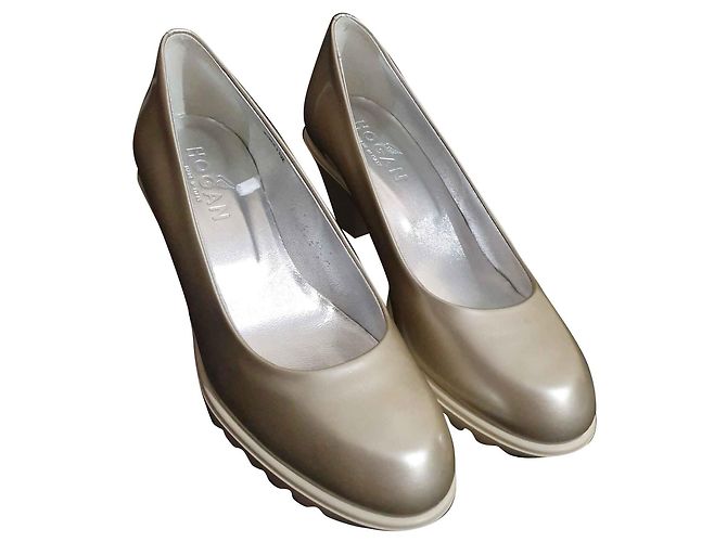 Hogan Heels