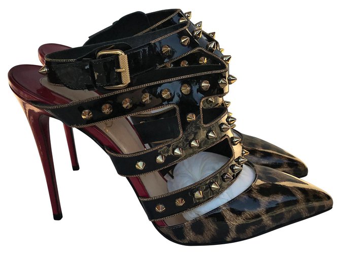 CHRISTIAN LOUBOUTIN Leopard print Patent leather  ref.145922