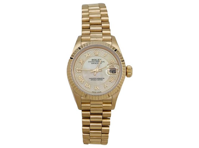 Rolex "Datejust" watch in yellow gold, Mother of Pearl.  ref.146186