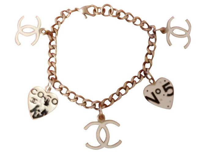 Chanel Armbänder Golden Metall  ref.146273