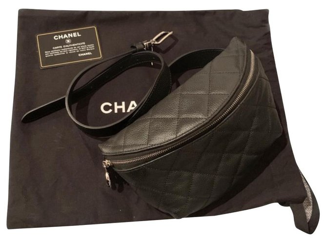 Bolsa de plátano Chanel Negro Cuero  ref.146299