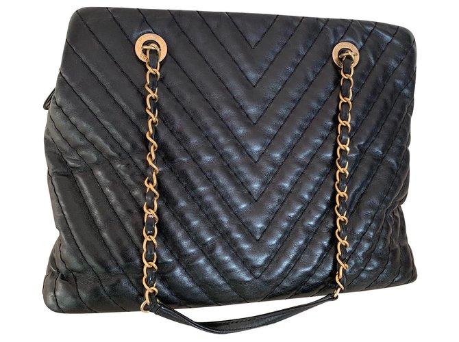 Chanel Shopping Black Leather  ref.146583