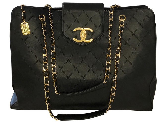Chanel XL Travel Tote Bag Black Leather ref.146662 - Joli Closet