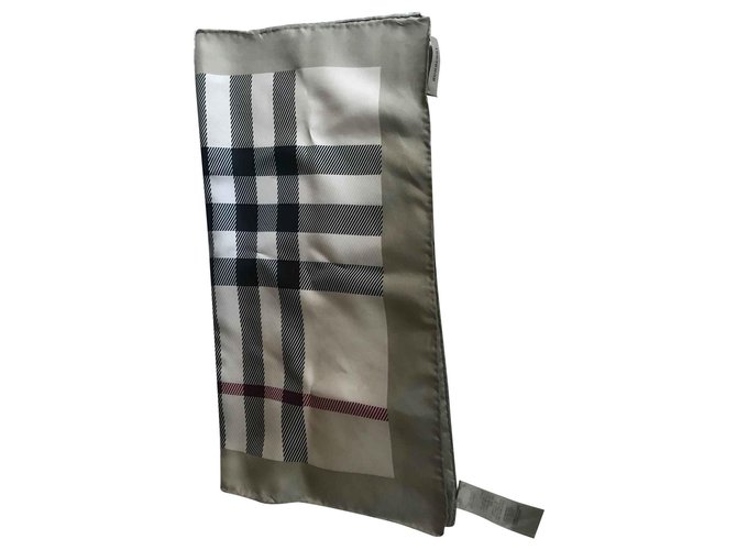 Burberry Silk scarves Grey  ref.146739