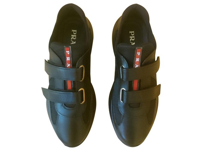 Prada Sneakers, taille 38,5 Cuir Noir  ref.146967