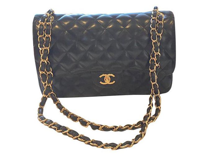 Chanel Handbags Black Leather  ref.147029