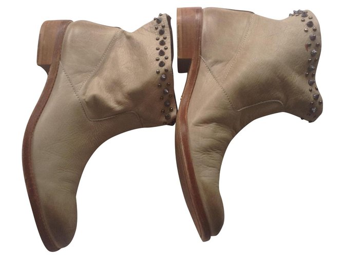 Zadig & Voltaire Ankle Boots mit Marlow-Leder-Nieten Beige  ref.147144