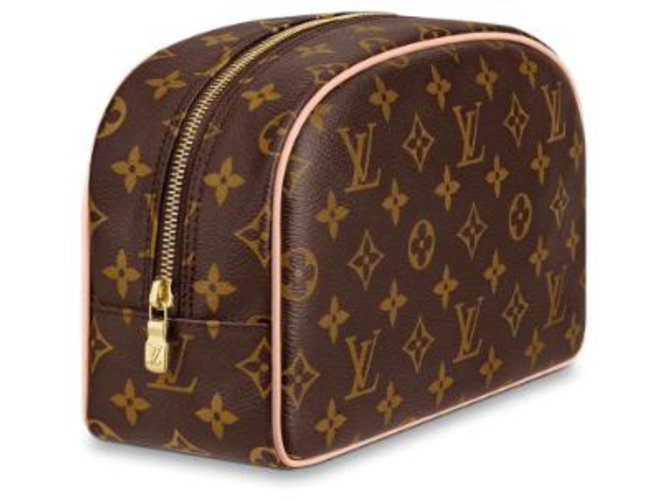 Louis Vuitton Toiletry bag Brown ref.147173 - Joli Closet