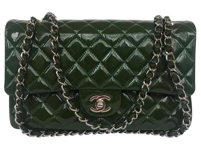 Chanel TIMELESS Verde Verde escuro Couro envernizado  ref.147183