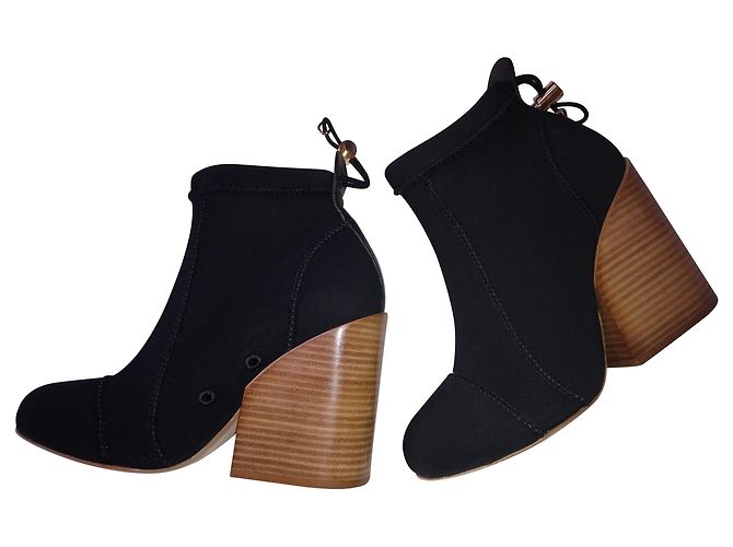Chloé Stiefeletten Schwarz aus Polyester