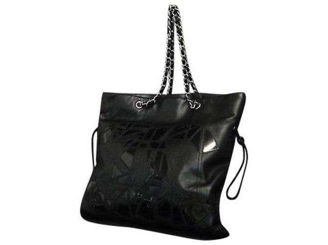Chanel Vintage Shoulder Bag Black Patent leather  ref.147706