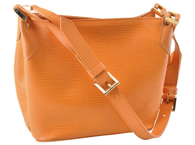 Louis Vuitton Mandara PM Naranja Cuero  ref.148692