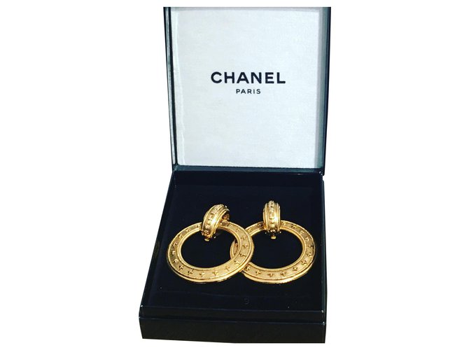 Chanel Earrings Golden Metal  ref.148777