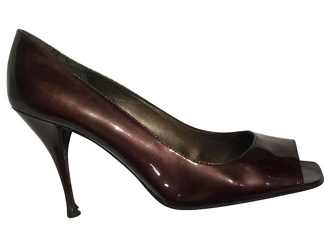 Stuart Weitzman Patent leather peeptoes Chestnut