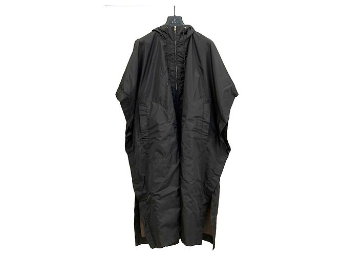 Comme Des Garcons Capispalla pioggia poncho con cappuccio