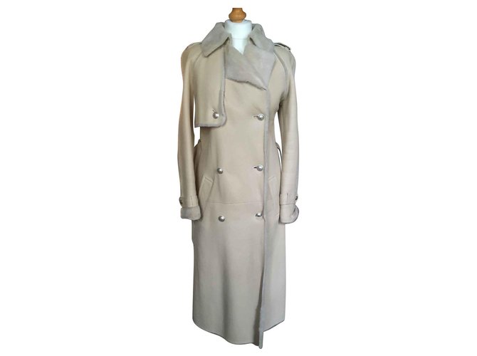 Chanel Sheepskin trench coat Beige Fur  ref.148878