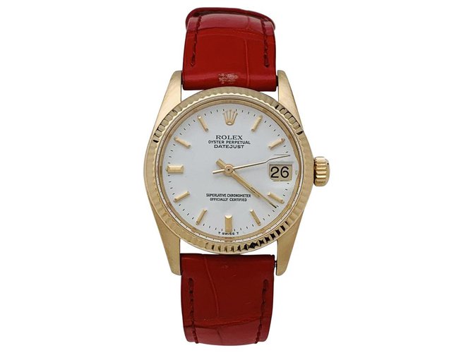 Rolex "Oyster perpetual datejust" watch in yellow gold, Leather bracelet.  ref.148882
