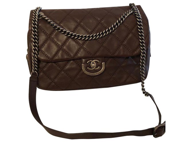 Chanel Brown Leather  ref.148968