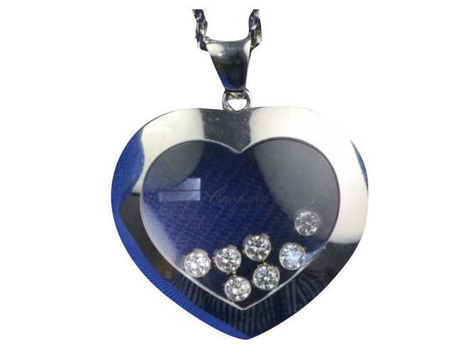 Chopard 18kt White Gold Happy Diamonds 7 Diamond Floating Heart Necklace 31" Metallic  ref.149076