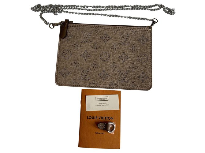 Louis Vuitton Clutch bags Brown Leather  ref.149364